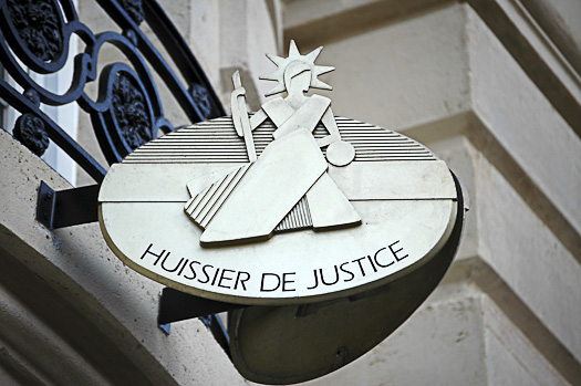 HUISSIER DE JUSTICE